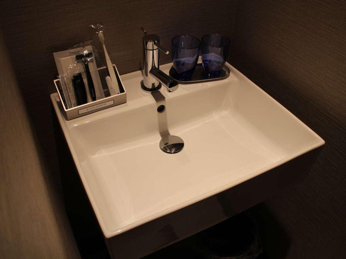Hotel Halrotto Fukuoka Hakata Bagian luar foto
