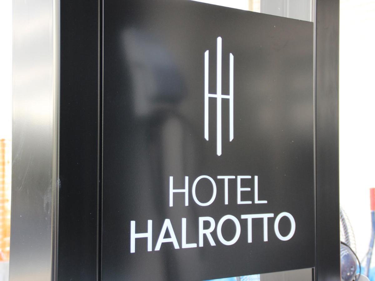 Hotel Halrotto Fukuoka Hakata Bagian luar foto